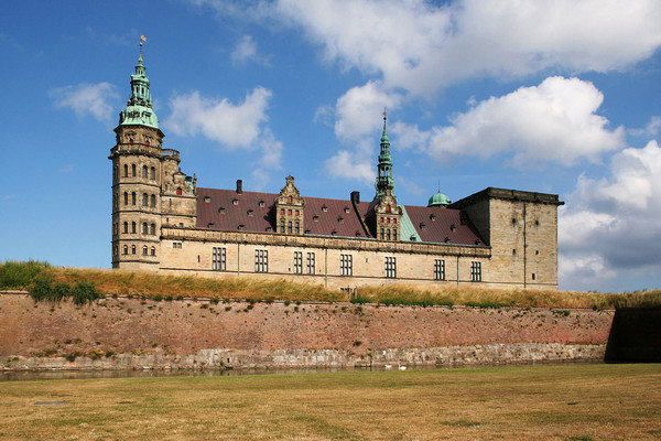 奥地利霍亨维尔芬城堡hohenwerfen castle   成人:330台币   小孩