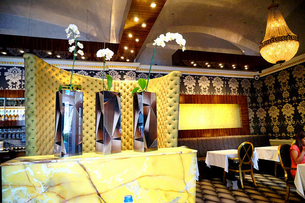 高CP值!布达佩斯米其林星级餐厅 细腻的红酒炖