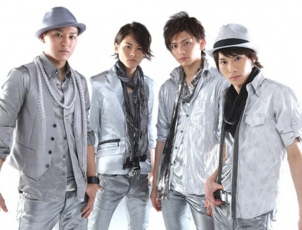 致青春!回顾学生时代攻的日本经典男团 | 键盘大柠檬