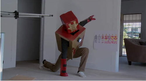 影\/泡泡塑胶装雪,纸箱成盔甲_手工小制作