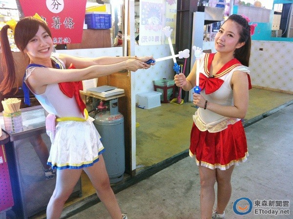 邵庭cosplay短裙秀美腿!变身美少女战士相似度高达90%