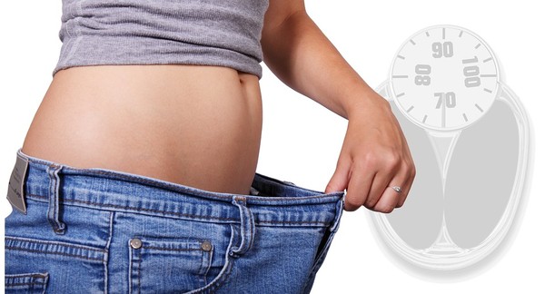 ▲減肥,牛仔褲,腰圍,體重機。（圖／取自免費圖庫Pixabay）
