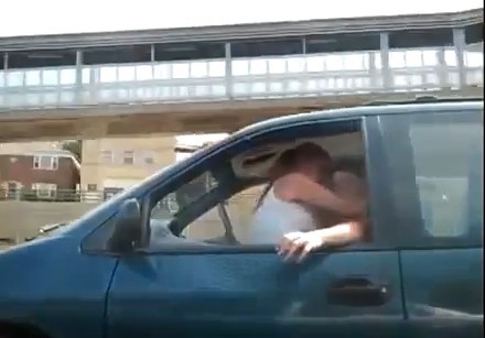 车震示意图,与本新闻无关.(图/youtube)