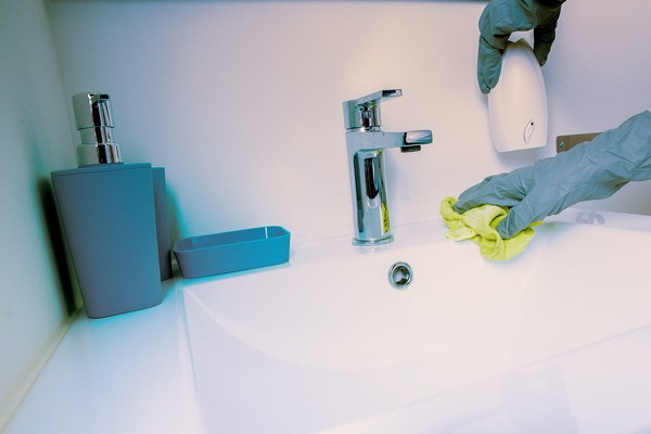 ▲▼浴室,清潔,打掃,家事,洗手台,浴缸。（圖／翻攝自pixabay）