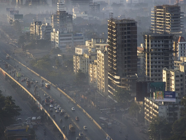 地球污染吓人真相,孟买呼吸1天=100烟 | 键盘大