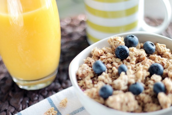 早餐，飲食，燕麥，果汁。（圖／取自LibreStock網路）