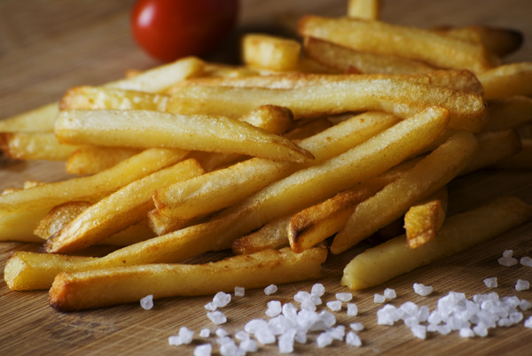 最新研究指出，每週吃超過2次薯條死亡風險會增加一倍以上。