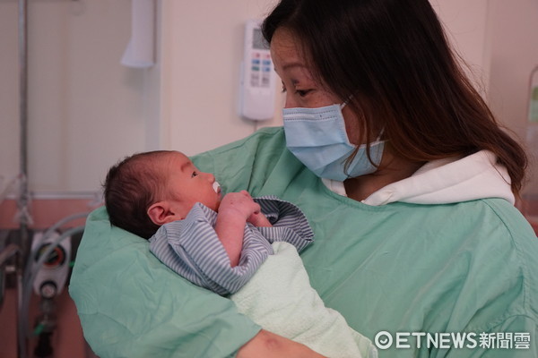 ▲孕婦車禍OHCA 馬偕緊急動員 「媽媽小孩要一起救」。（圖／馬偕醫院提供）