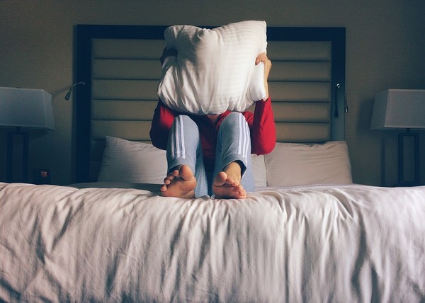 ▲舊枕頭須定期換新，枕頭,睡眠,房間。（圖／取自pixabay）