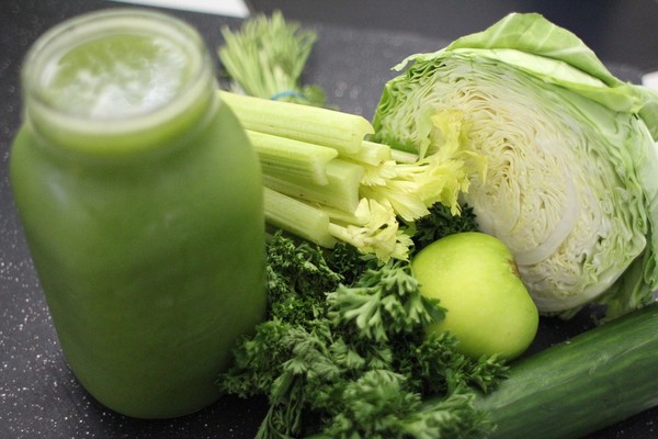▲高麗菜,蔬菜,果菜汁,素食,吃素,芹菜。（圖／取自免費圖庫Pixabay）
