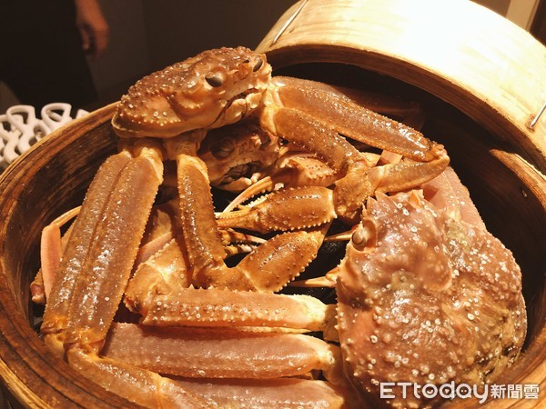 ▲紋別王子飯店,北海道螃蟹。（圖／記者陳涵茵攝）
