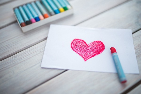 ▲心臟,畫畫。（示意圖／取自免費圖庫Pixabay）