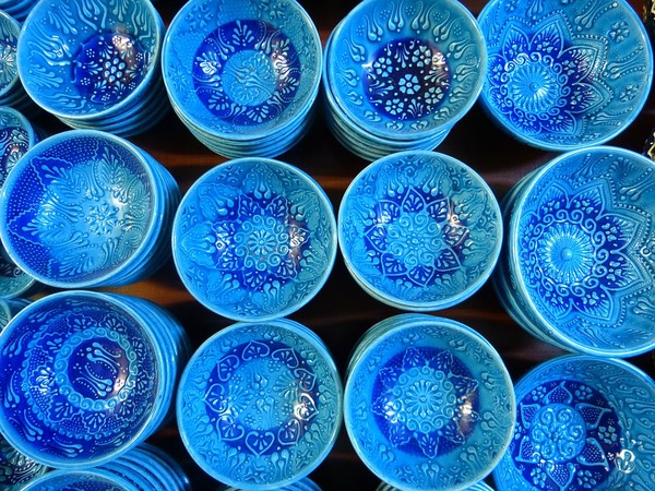▲藍色,餐具,碗盤。（圖／取自免費圖庫Pixabay）