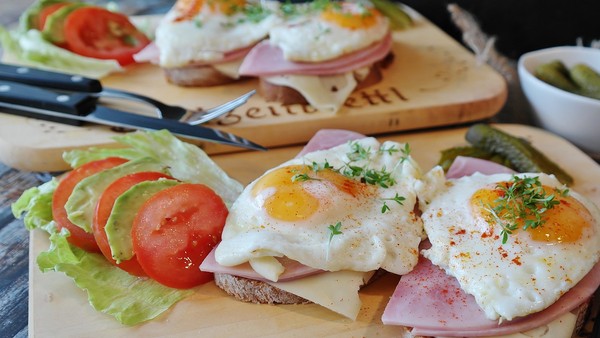 ▲▼蛋白質,蛋,魚,早餐,午餐,水果,營養。（圖／翻攝自pixabay）