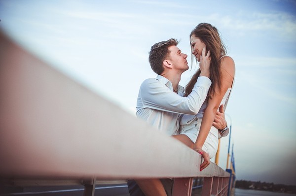 ▲約會,男女,情侶,甜蜜,浪漫。（圖／取自免費圖庫Pixabay）