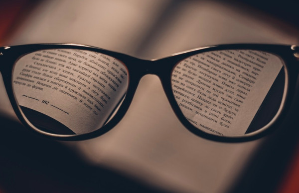 ▲閱讀、近視 。（圖／取自pixabay）