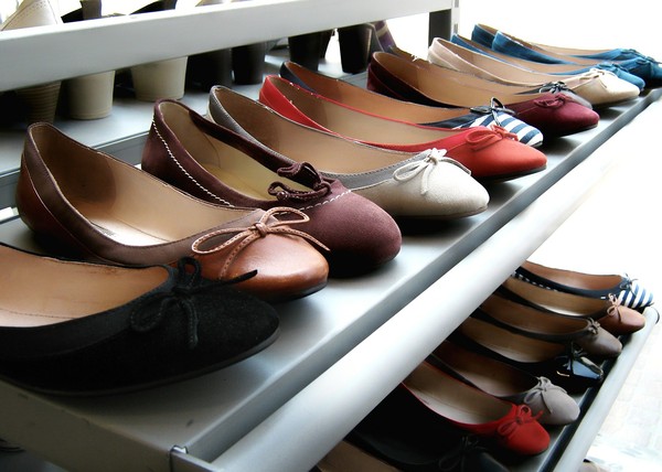 ▲▼鞋子,尖頭鞋,懶人鞋,皮鞋。（圖／pixabay）