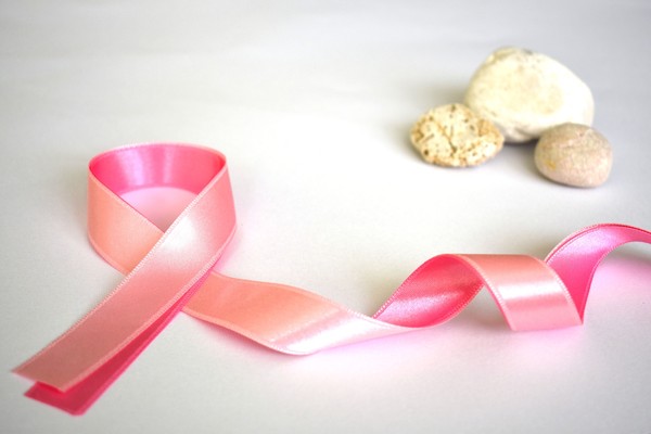 ▲▼女孩,女人,堅強,乳癌,抗癌。（圖／pixabay）
