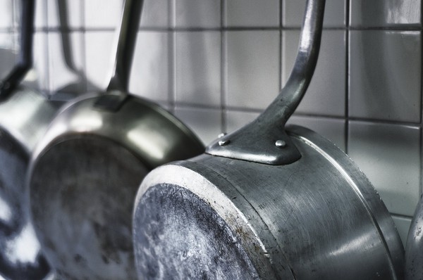 ▲▼鋁鍋,廚房,鍋子,鐵鍋,煎鍋,廚具,烹煮。（圖／翻攝自pixabay）